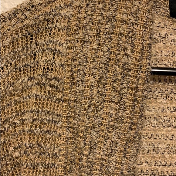Gold cardigan - Picture 3 of 3